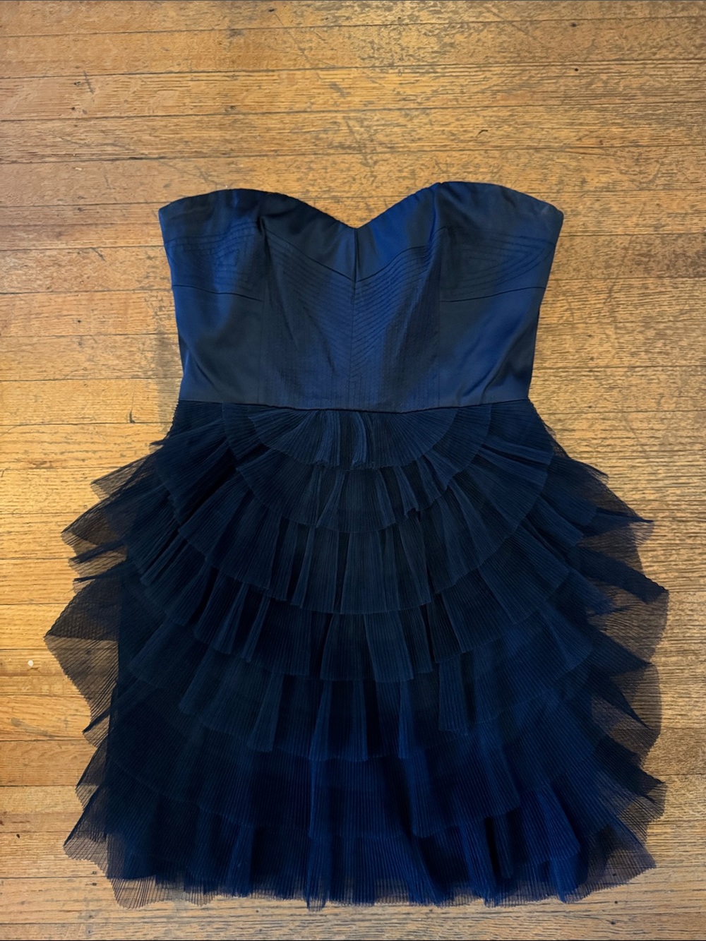 BCBGMaxAzria Navy Strapless Tiered Tulle Cocktail Dress